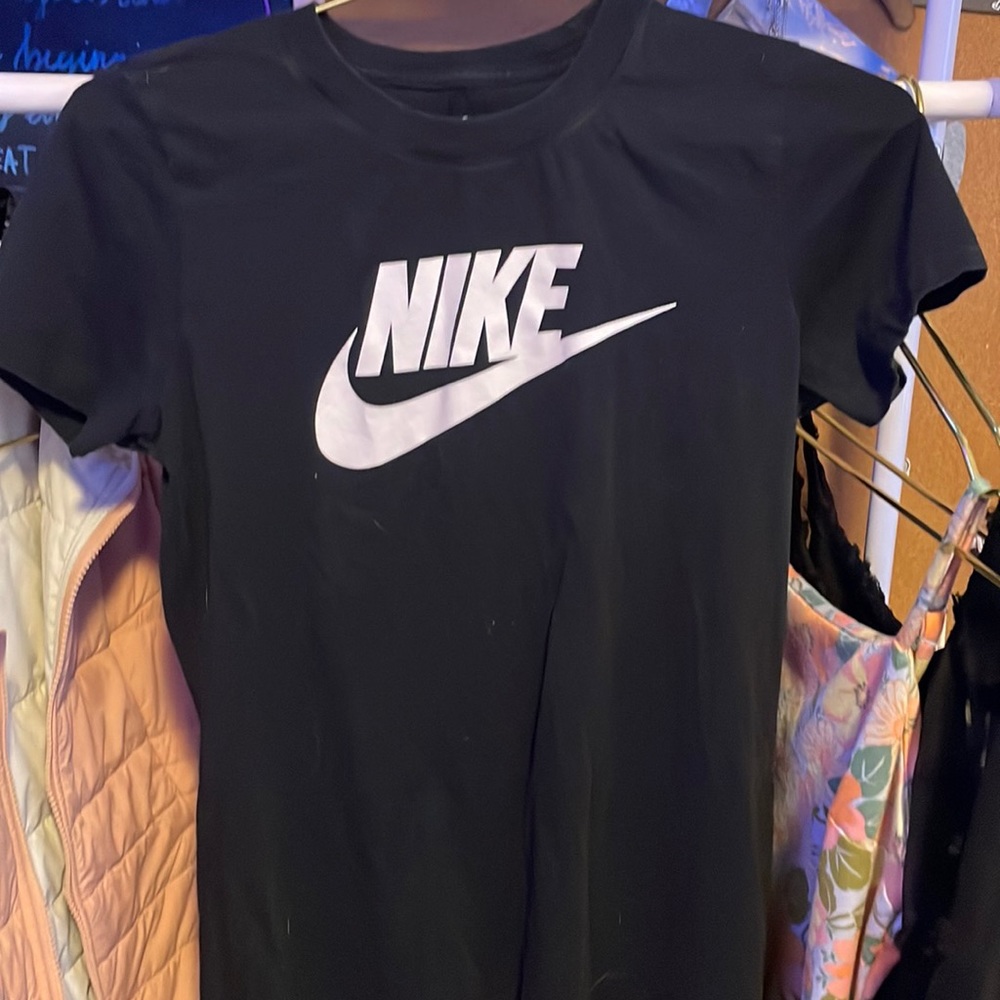 Nike tee-black